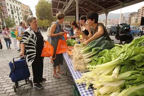 Azoka. Feria. Venta directa